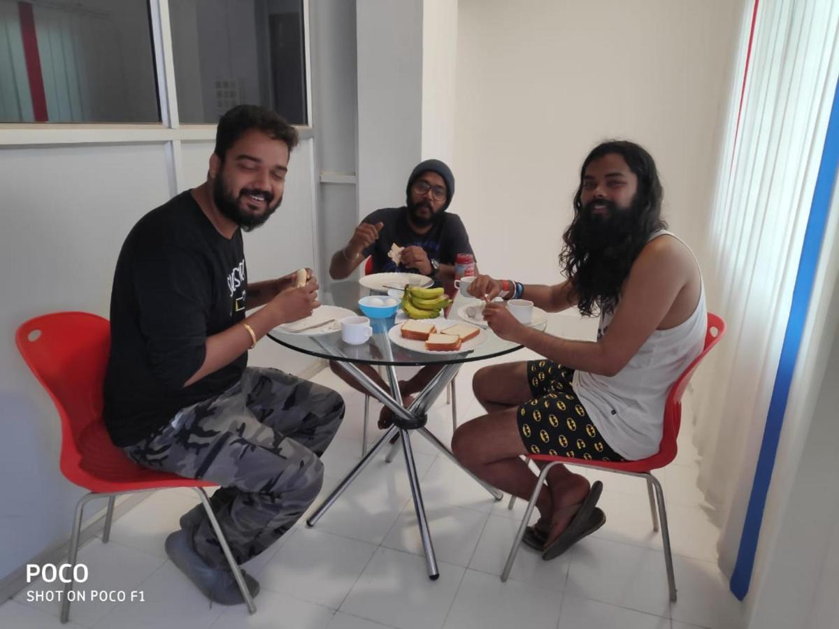 Pause Hostel Guwahati Dış mekan fotoğraf